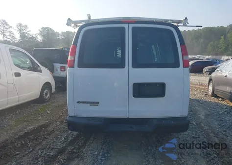 2016 Chevrolet Express 2500 Work Van z USA, uszkodzony, nr VIN 1GCWGAFF2G1162983